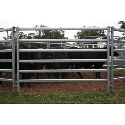 PORTABLE CATTLE YARD